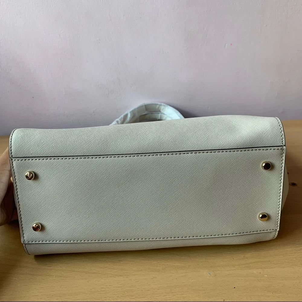 Brand New Kate Spade Beige and White Genuine Leather Shoulder Bag
